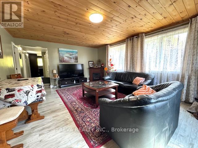 472 Rose Island Road, Wollaston, Ontario  K0L 1P0 - Photo 6 - X12425433