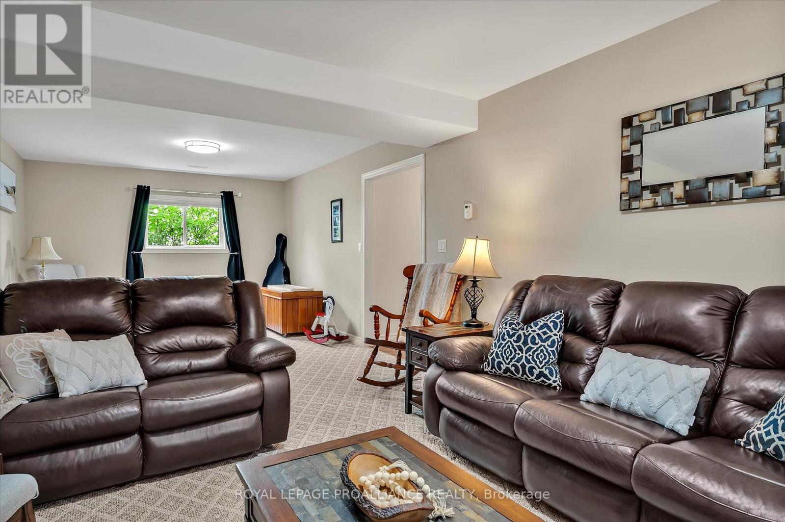 113 Chandler Crescent, Peterborough (Monaghan Ward 2), Ontario  K9J 0C3 - Photo 31 - X12425495