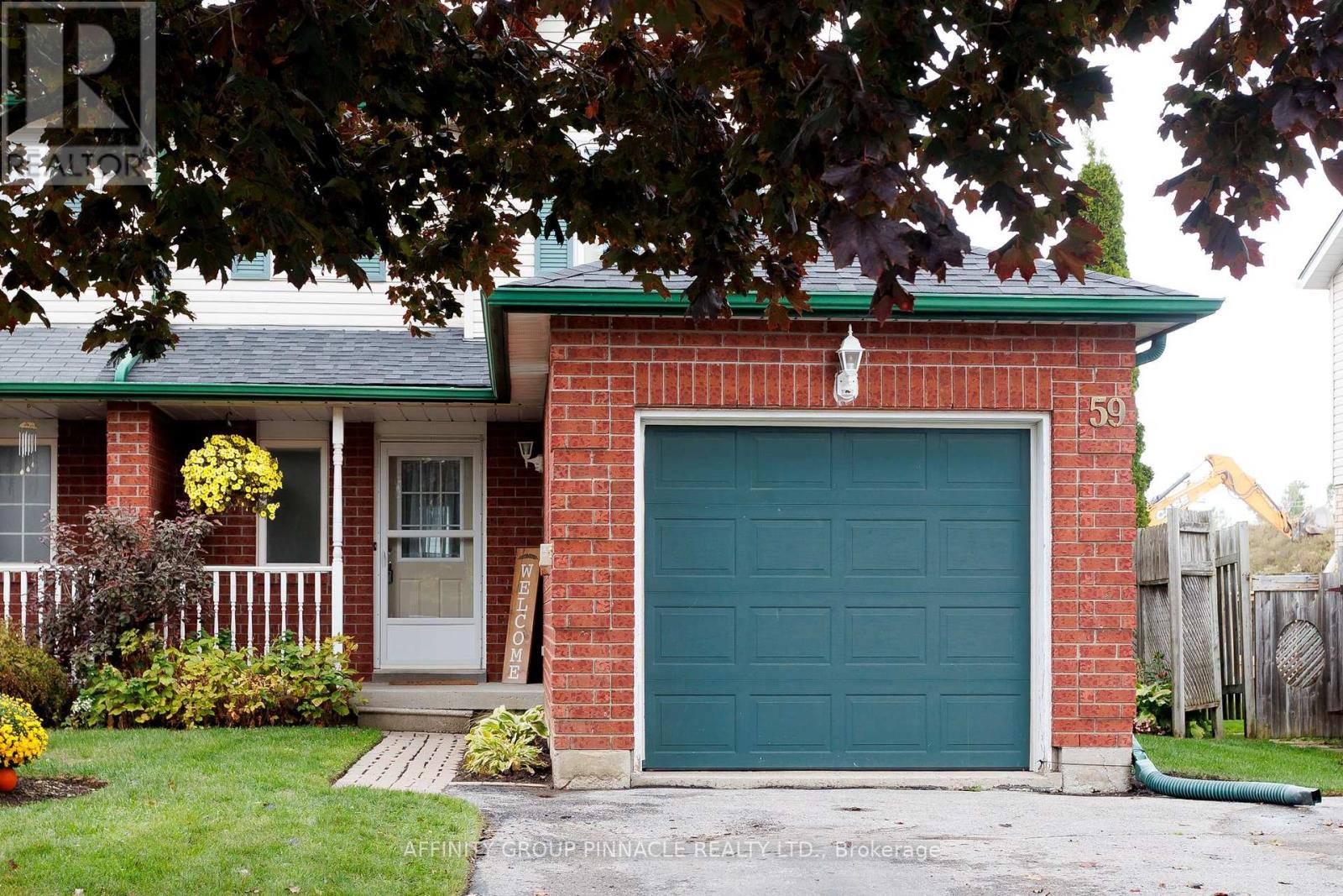 59 Cottingham Crescent, Kawartha Lakes (Lindsay), Ontario  K9V 1T9 - Photo 1 - X12425553