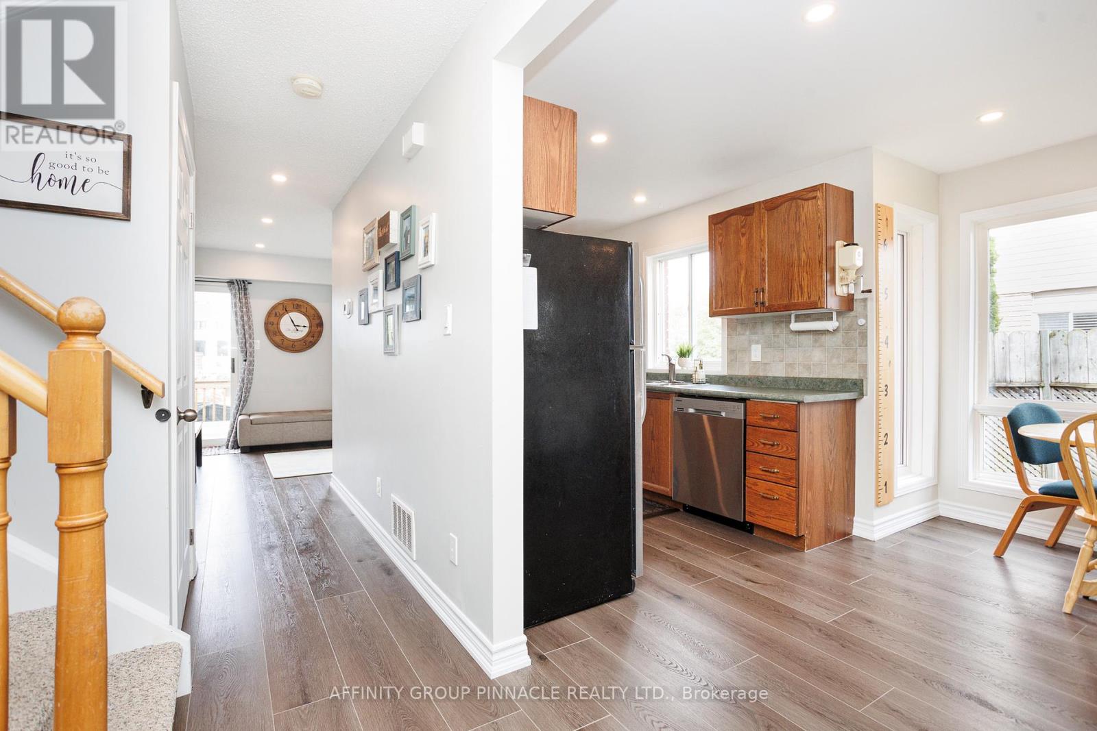 59 Cottingham Crescent, Kawartha Lakes (Lindsay), Ontario  K9V 1T9 - Photo 15 - X12425553