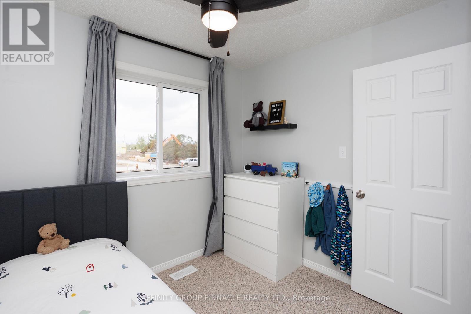 59 Cottingham Crescent, Kawartha Lakes (Lindsay), Ontario  K9V 1T9 - Photo 30 - X12425553