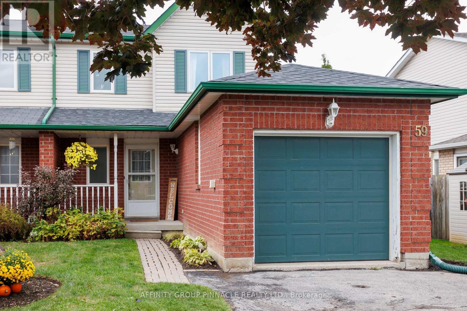 59 Cottingham Crescent, Kawartha Lakes (Lindsay), Ontario  K9V 1T9 - Photo 4 - X12425553