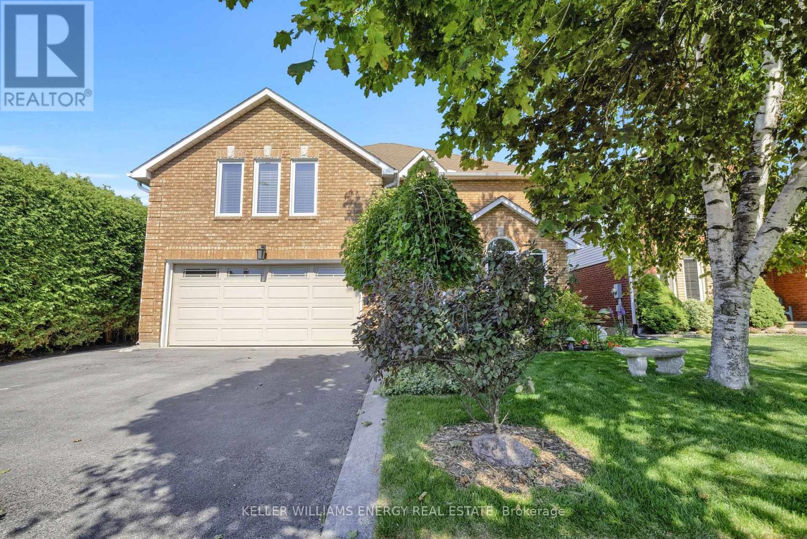 44 Rutherford Drive, Clarington (Newcastle), Ontario  L1B 1G7 - Photo 1 - E12426039