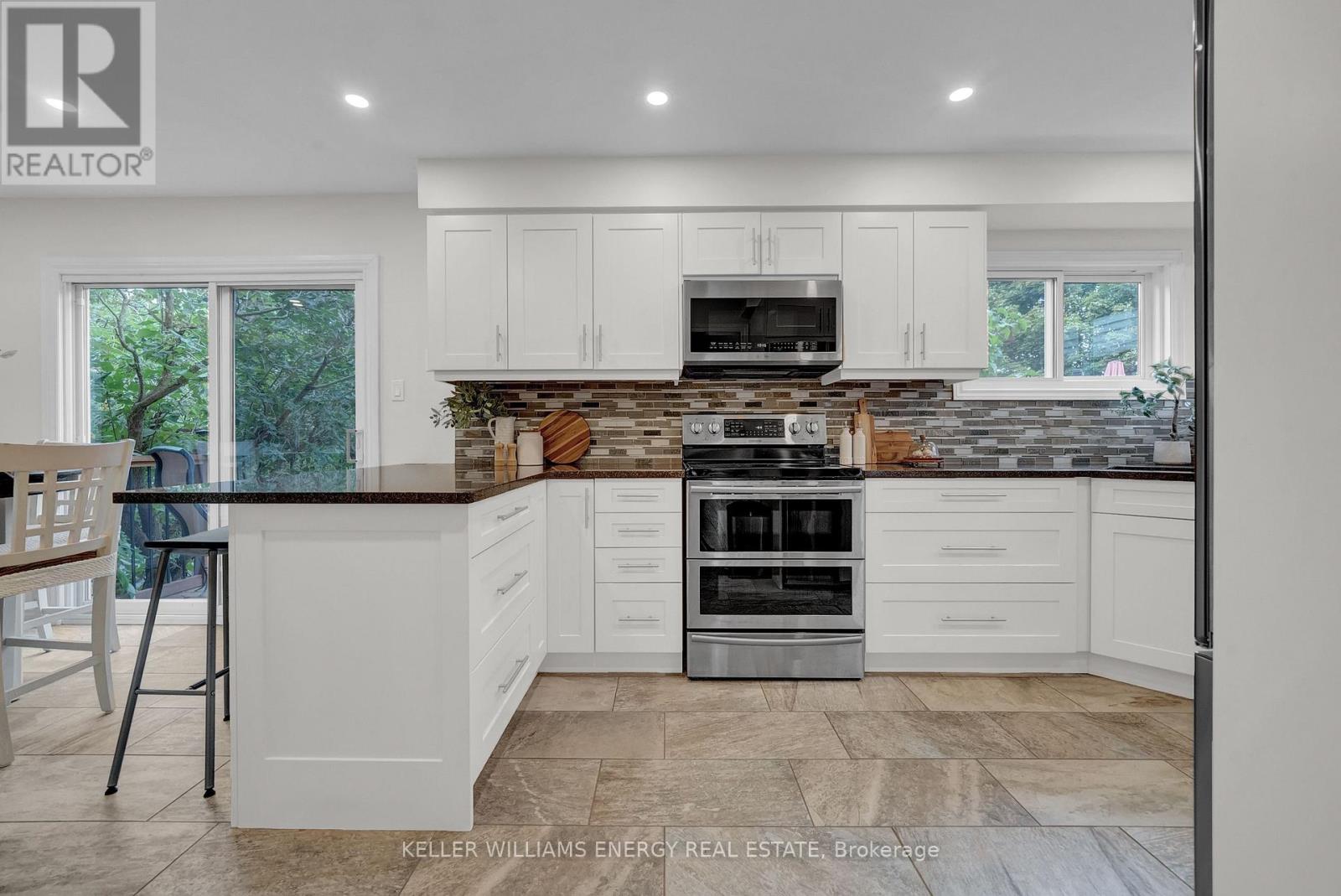 44 Rutherford Drive, Clarington (Newcastle), Ontario  L1B 1G7 - Photo 13 - E12426039