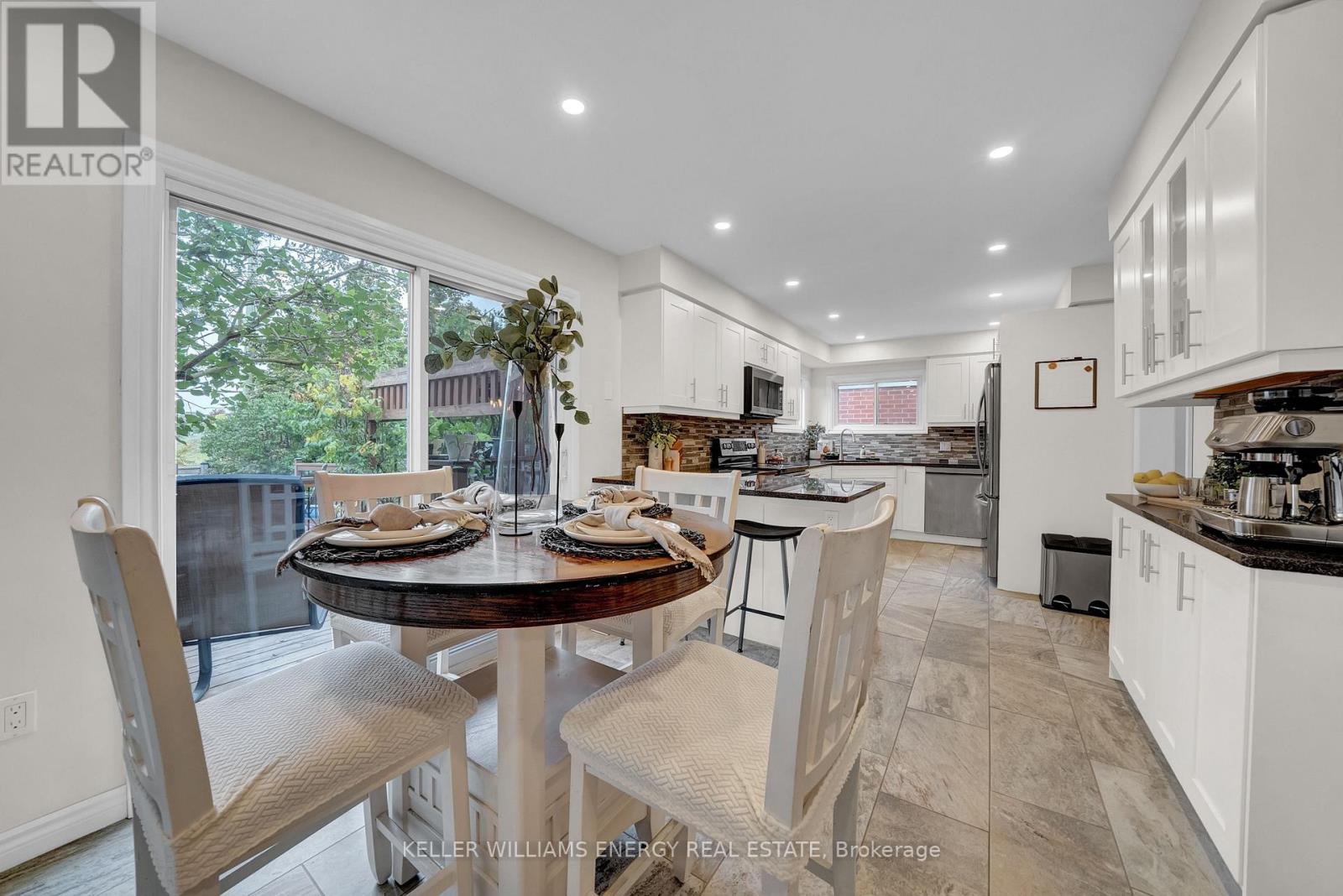 44 Rutherford Drive, Clarington (Newcastle), Ontario  L1B 1G7 - Photo 18 - E12426039