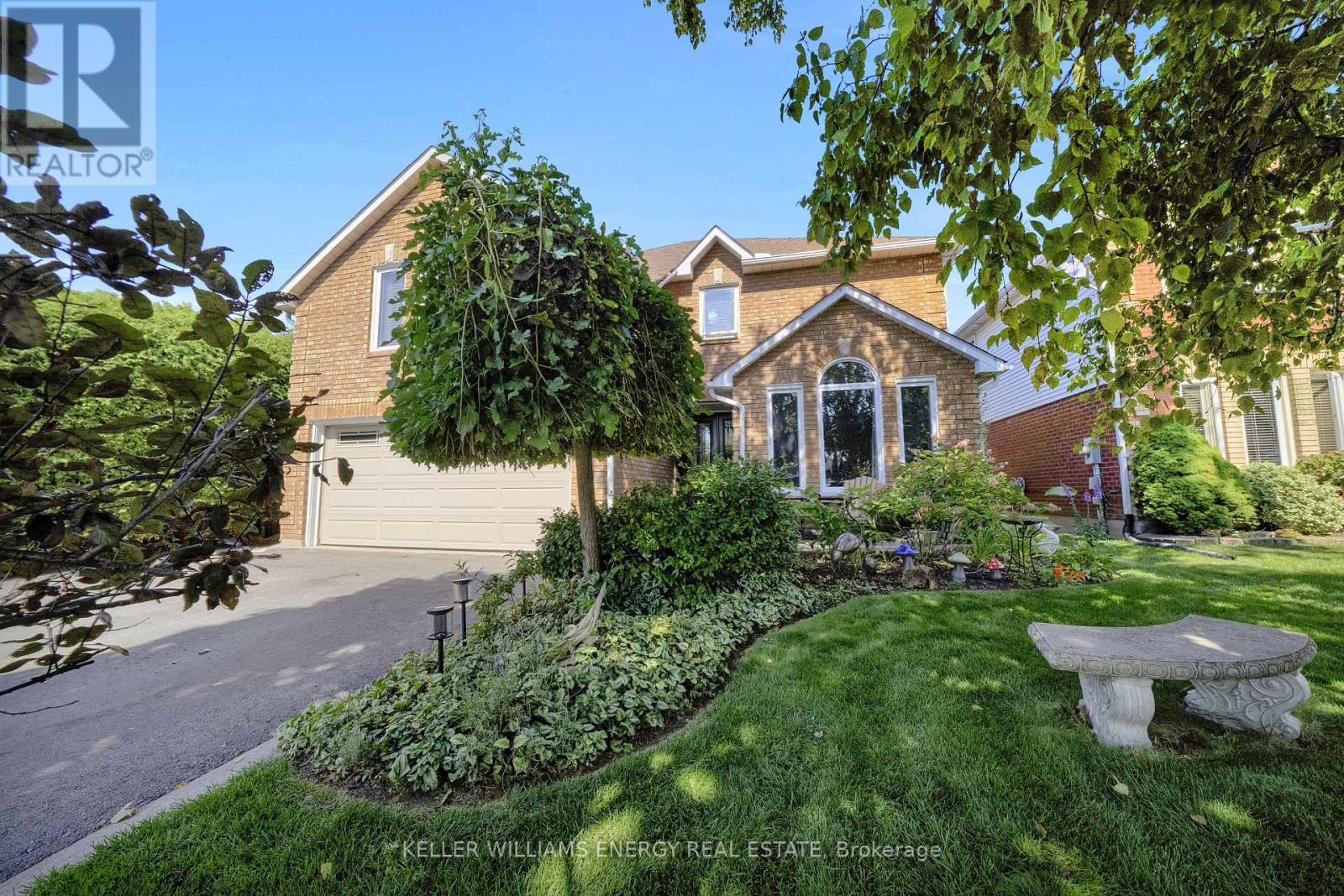 44 Rutherford Drive, Clarington (Newcastle), Ontario  L1B 1G7 - Photo 2 - E12426039