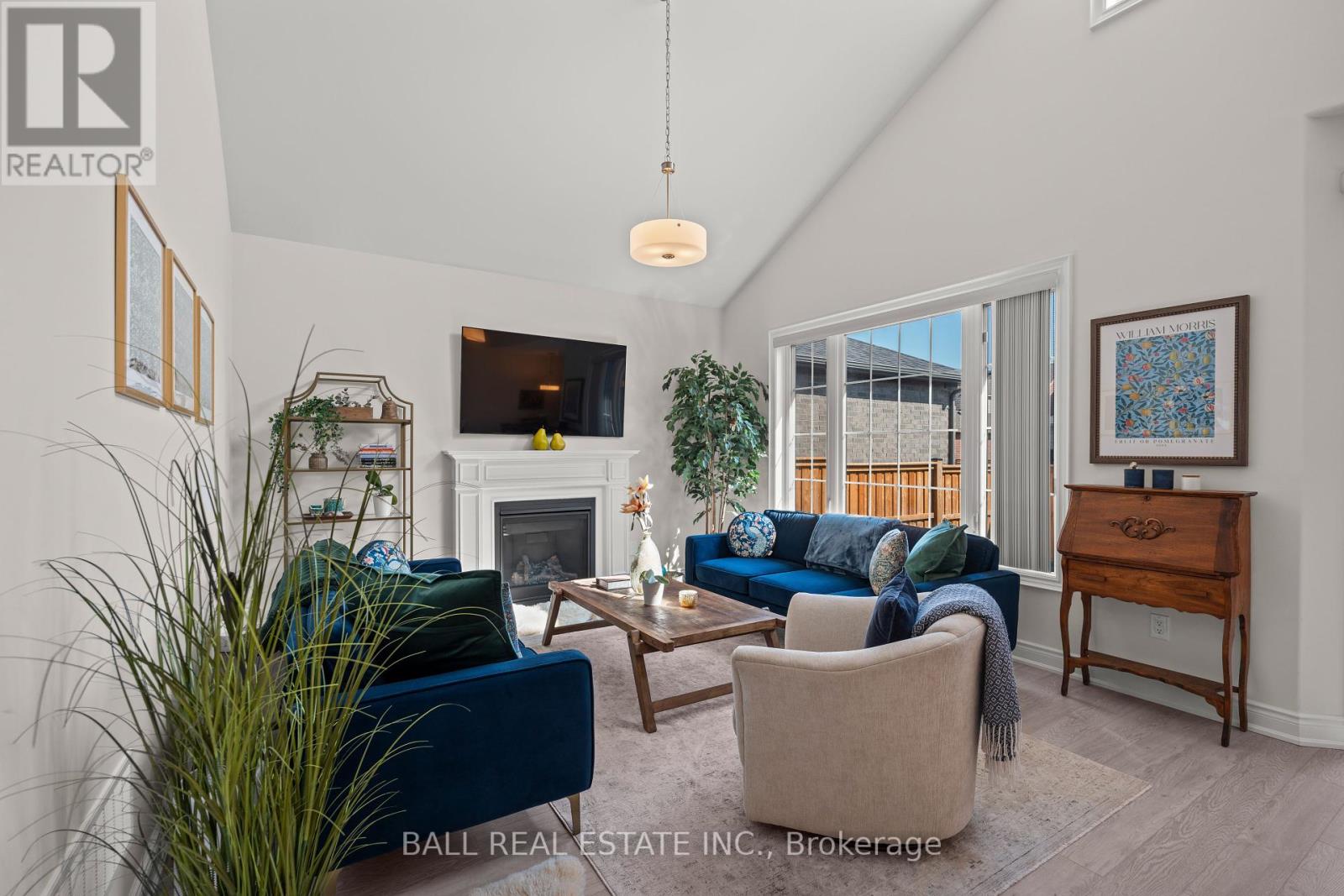 708 Whetstone Lane, Peterborough (Northcrest Ward 5), Ontario  K9H 0H9 - Photo 15 - X12426350