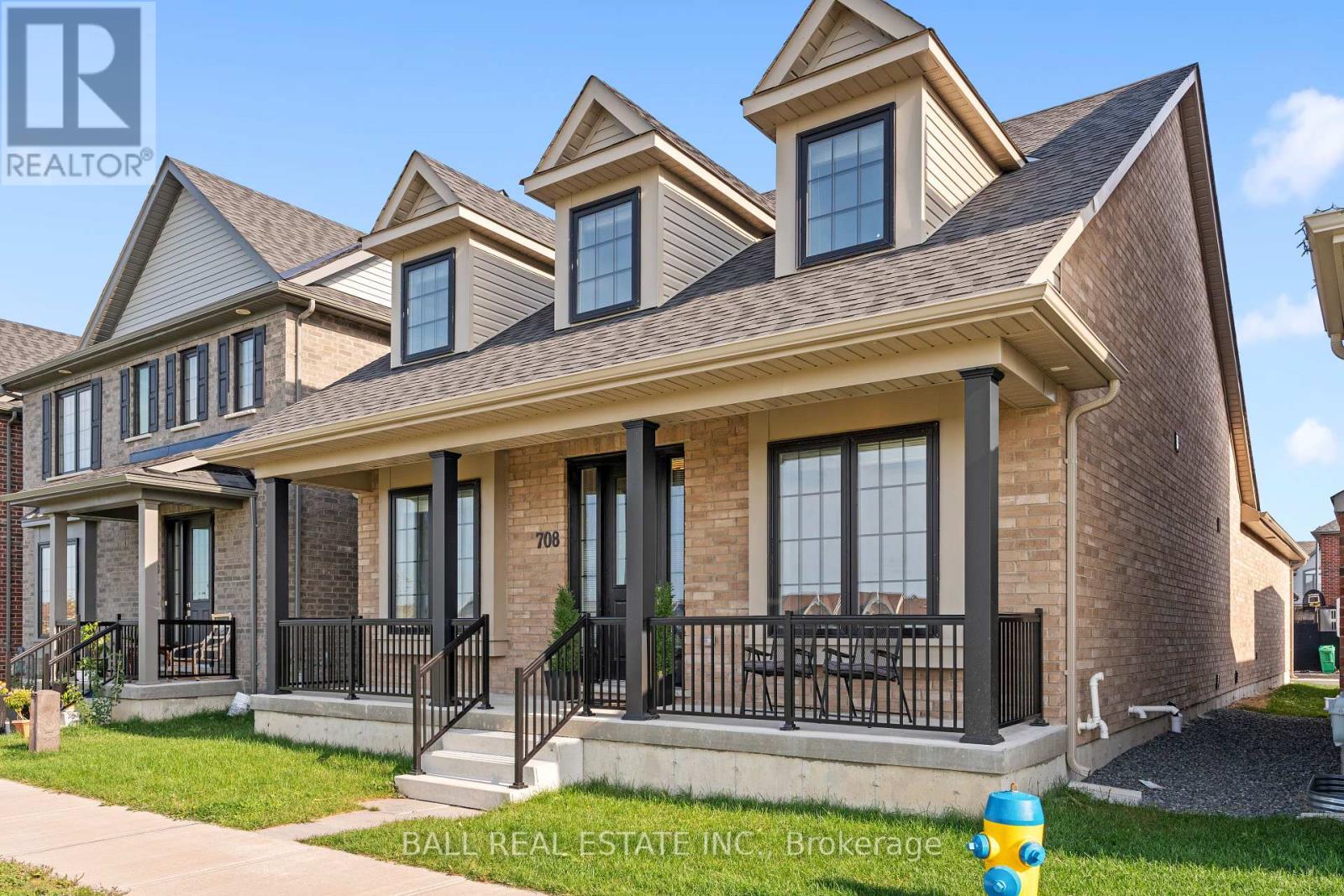 708 Whetstone Lane, Peterborough (Northcrest Ward 5), Ontario  K9H 0H9 - Photo 2 - X12426350