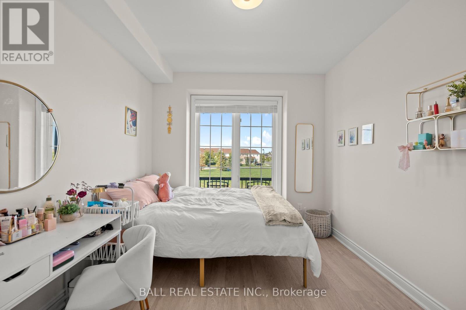 708 Whetstone Lane, Peterborough (Northcrest Ward 5), Ontario  K9H 0H9 - Photo 25 - X12426350