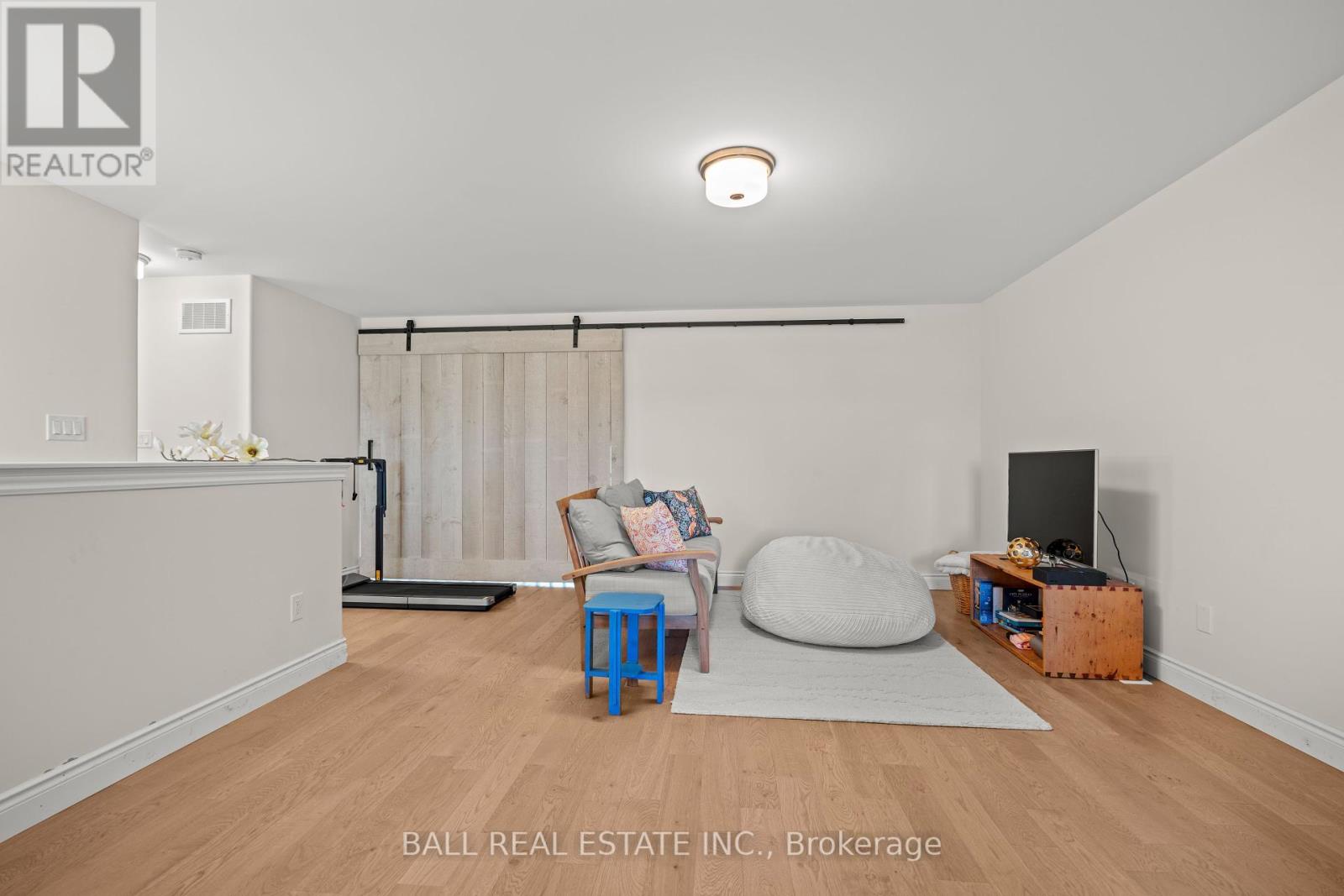 708 Whetstone Lane, Peterborough (Northcrest Ward 5), Ontario  K9H 0H9 - Photo 30 - X12426350