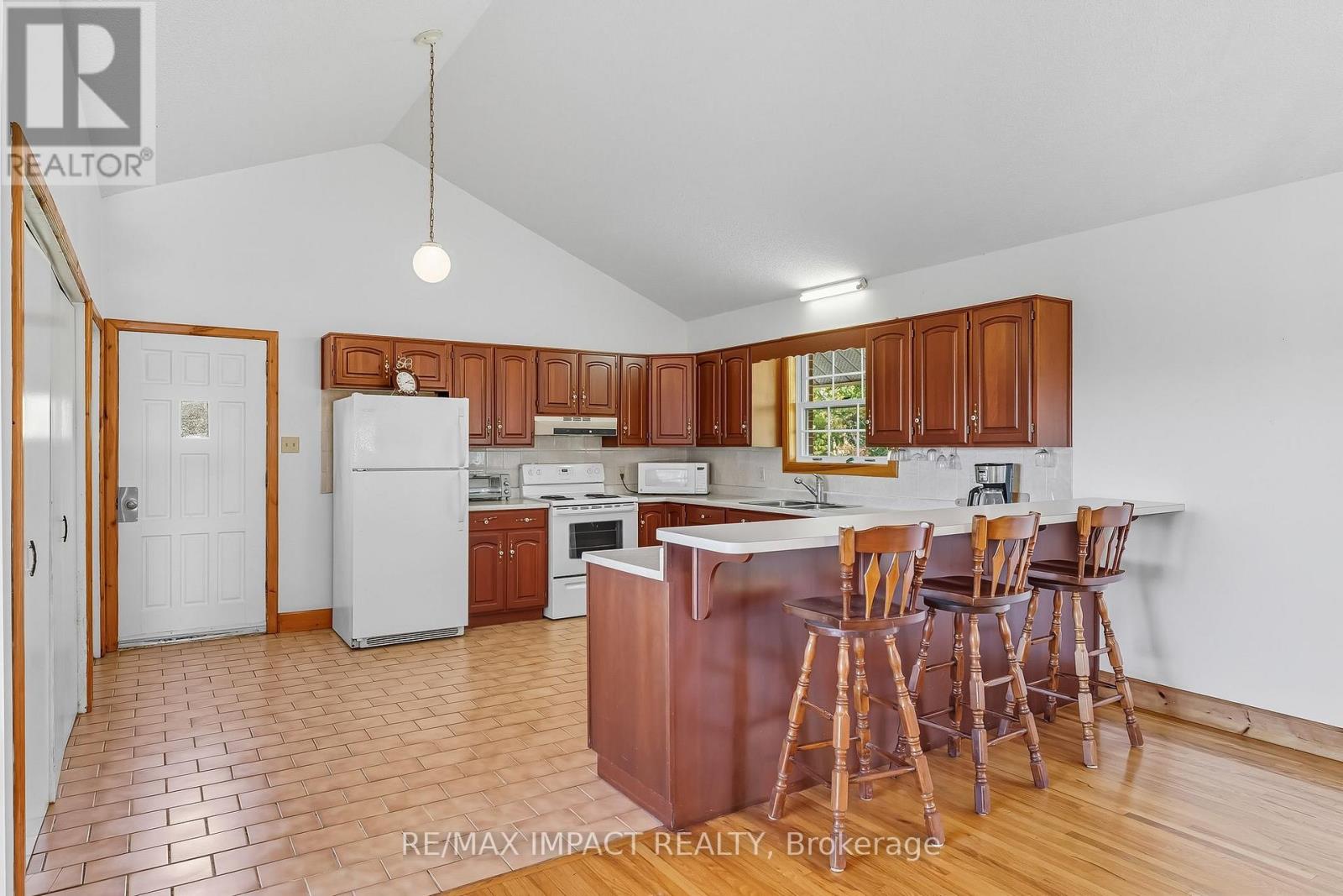 1530 10 Line W, Trent Hills (Campbellford), Ontario  K0L 1L0 - Photo 15 - X12426152