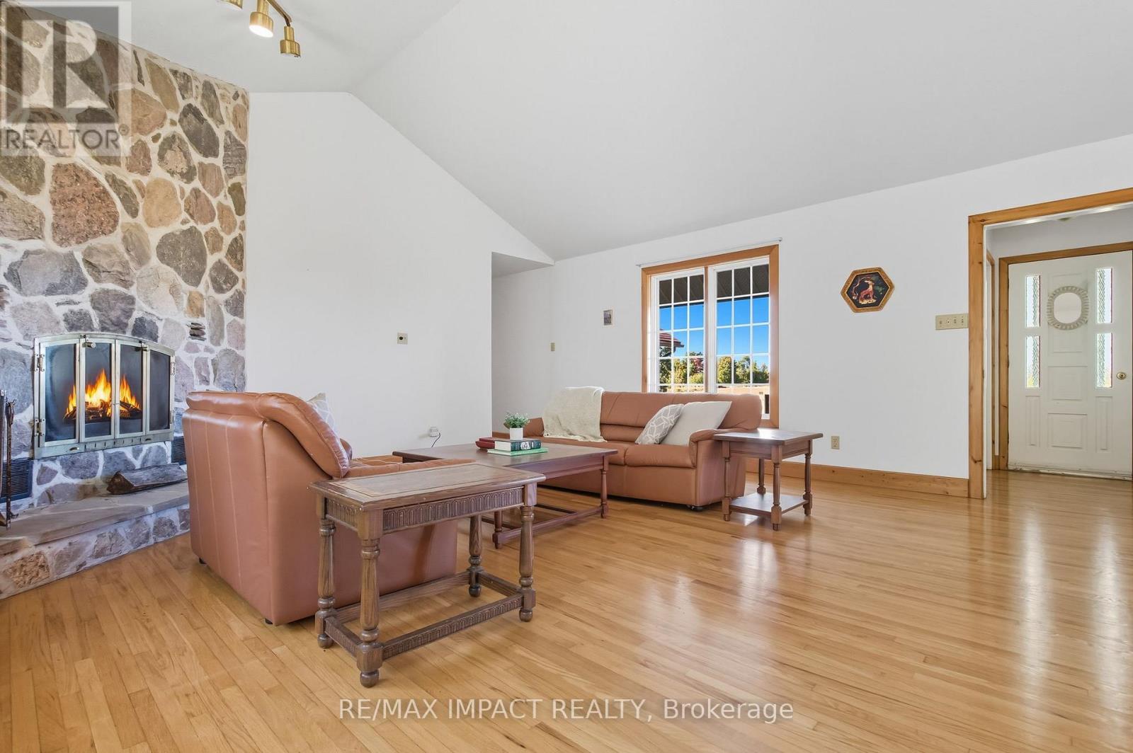 1530 10 Line W, Trent Hills (Campbellford), Ontario  K0L 1L0 - Photo 9 - X12426160