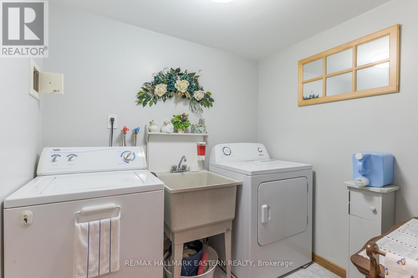 385 Bellevue Street, Peterborough (Northcrest Ward 5), Ontario  K9H 5G3 - Photo 27 - X12426436