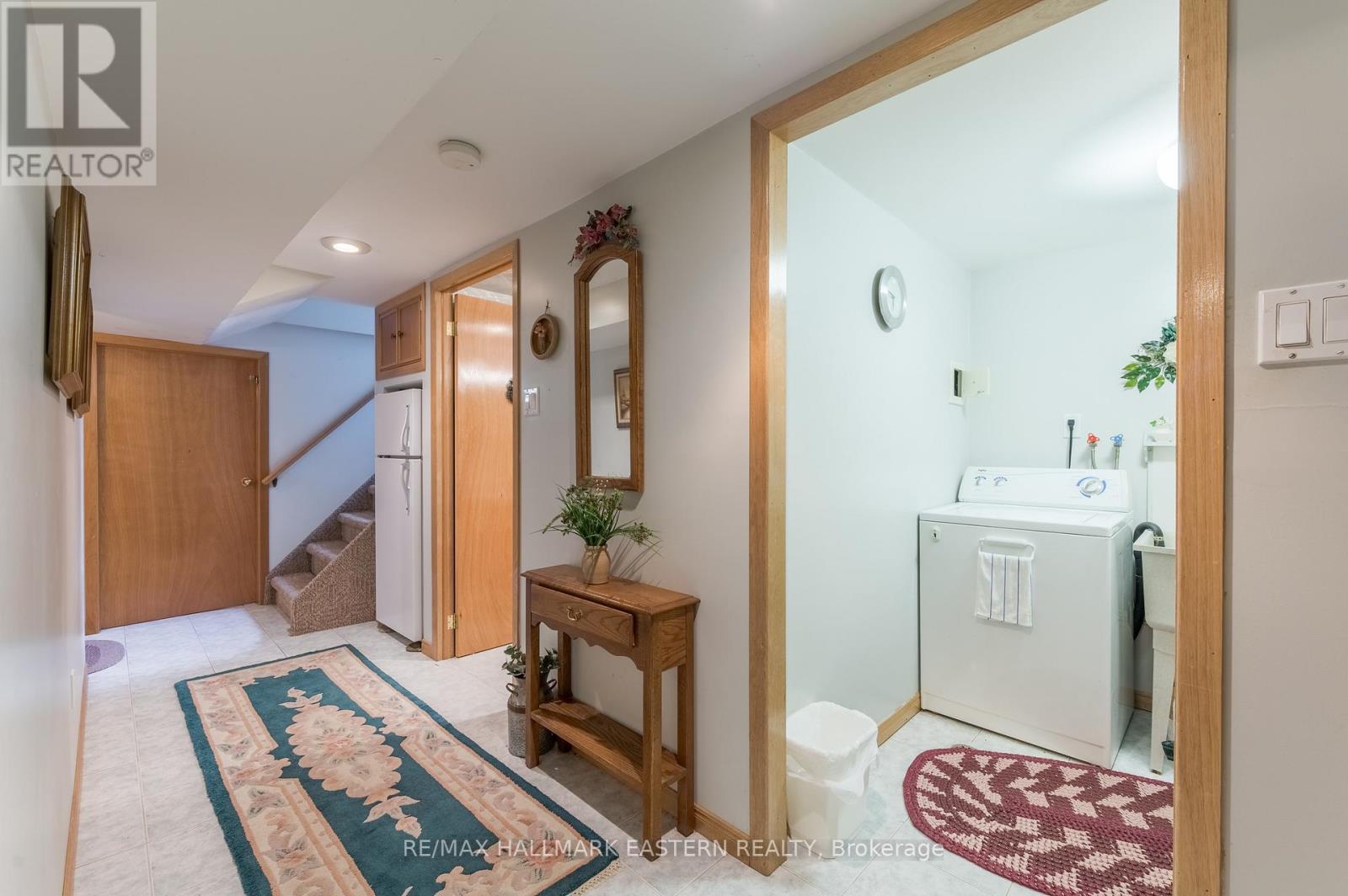 385 Bellevue Street, Peterborough (Northcrest Ward 5), Ontario  K9H 5G3 - Photo 30 - X12426436