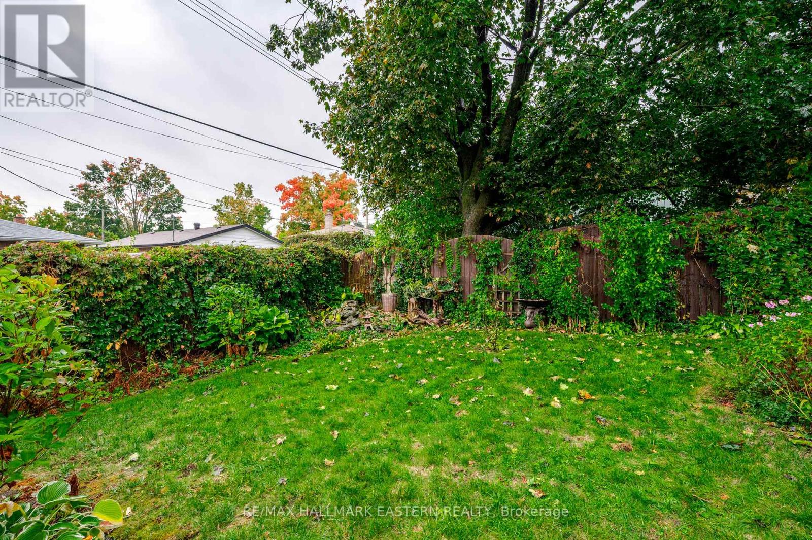 385 Bellevue Street, Peterborough (Northcrest Ward 5), Ontario  K9H 5G3 - Photo 37 - X12426436