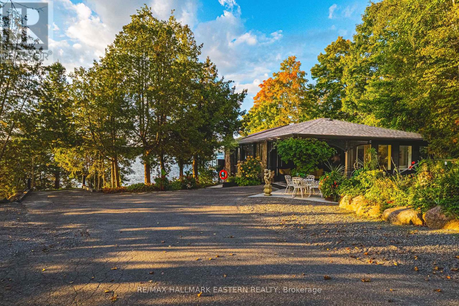 1052 Tedford Lane, Douro-Dummer, Ontario  K0L 2H0 - Photo 21 - X12426803