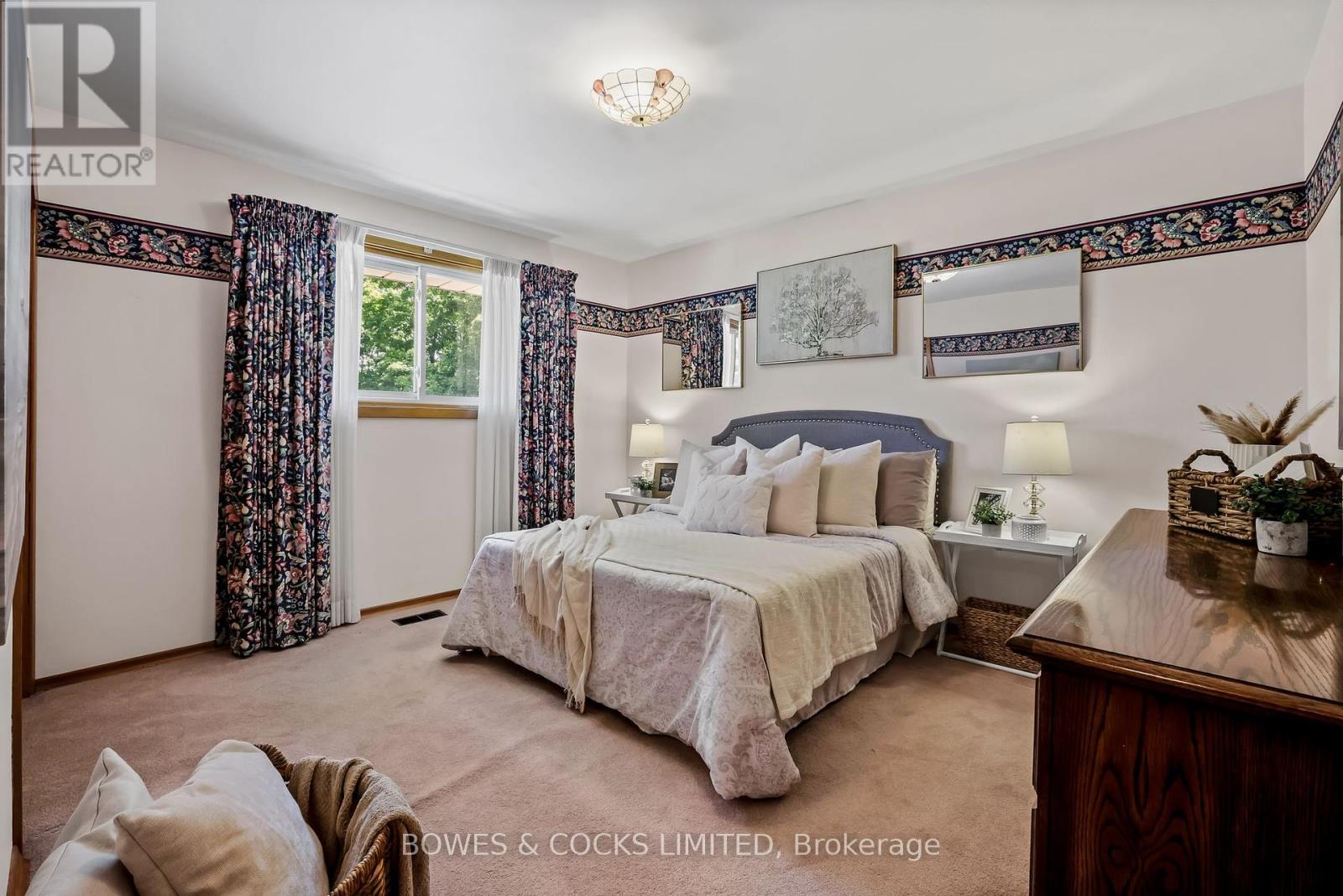 905 Glenholme Avenue, Peterborough (Northcrest Ward 5), Ontario  K9H 5M4 - Photo 26 - X12426818