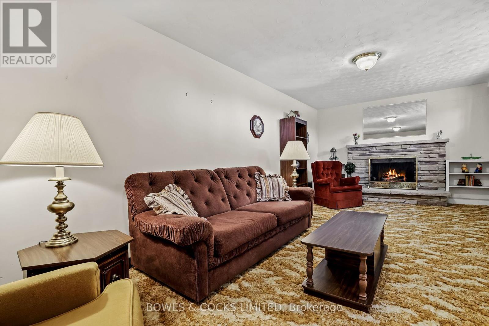 905 Glenholme Avenue, Peterborough (Northcrest Ward 5), Ontario  K9H 5M4 - Photo 32 - X12426818