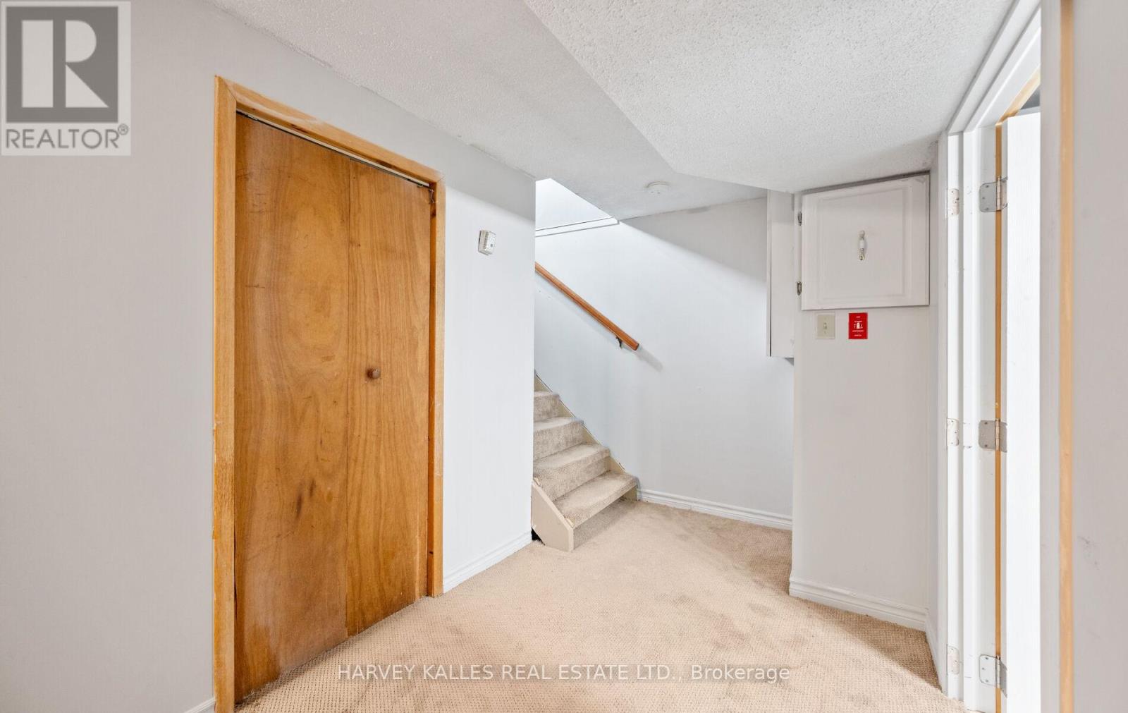 112 Dumble Avenue, Peterborough (Northcrest Ward 5), Ontario  K9H 5A8 - Photo 21 - X12426948