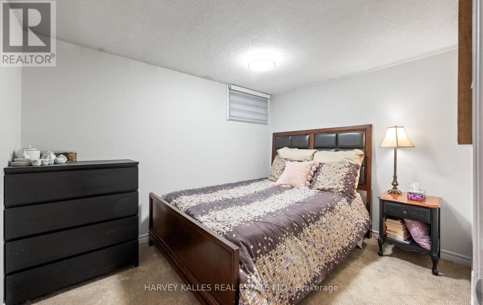 112 Dumble Avenue, Peterborough (Northcrest Ward 5), Ontario  K9H 5A8 - Photo 30 - X12426948