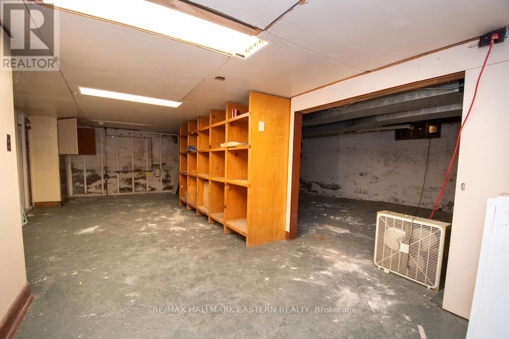 203 Park Street N, Peterborough (Town Ward 3), Ontario  K9J 3P7 - Photo 14 - X12427215