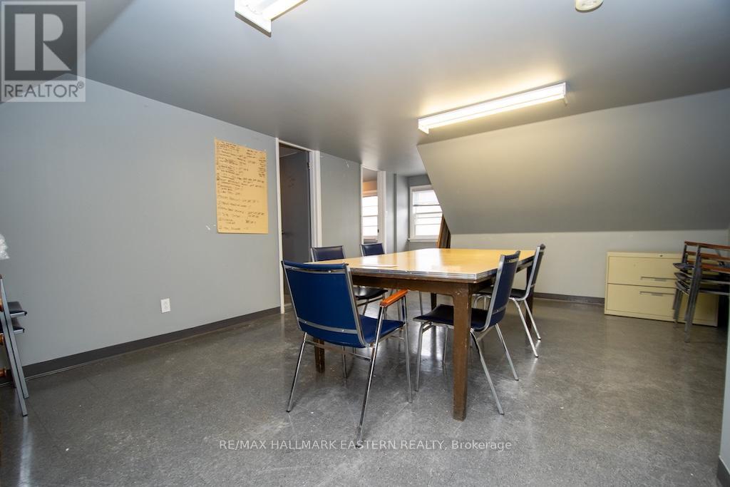 203 Park Street N, Peterborough (Town Ward 3), Ontario  K9J 3P7 - Photo 21 - X12427215
