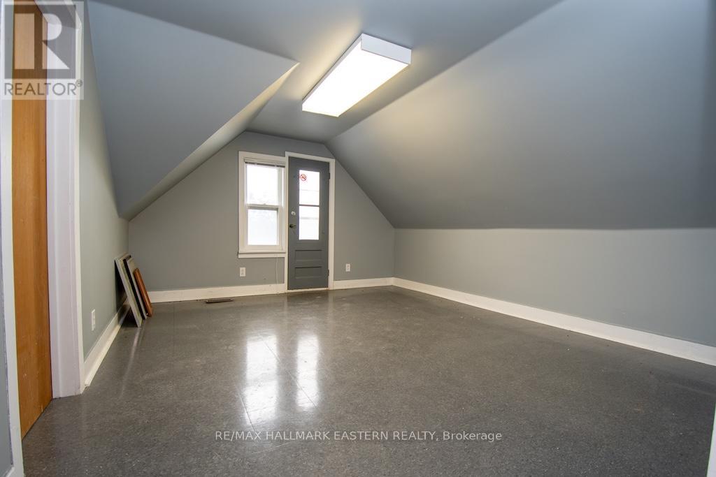 203 Park Street N, Peterborough (Town Ward 3), Ontario  K9J 3P7 - Photo 30 - X12427215