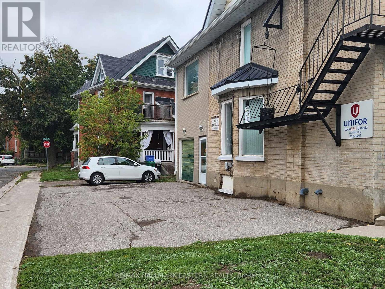 203 Park Street N, Peterborough (Town Ward 3), Ontario  K9J 3P7 - Photo 35 - X12427215