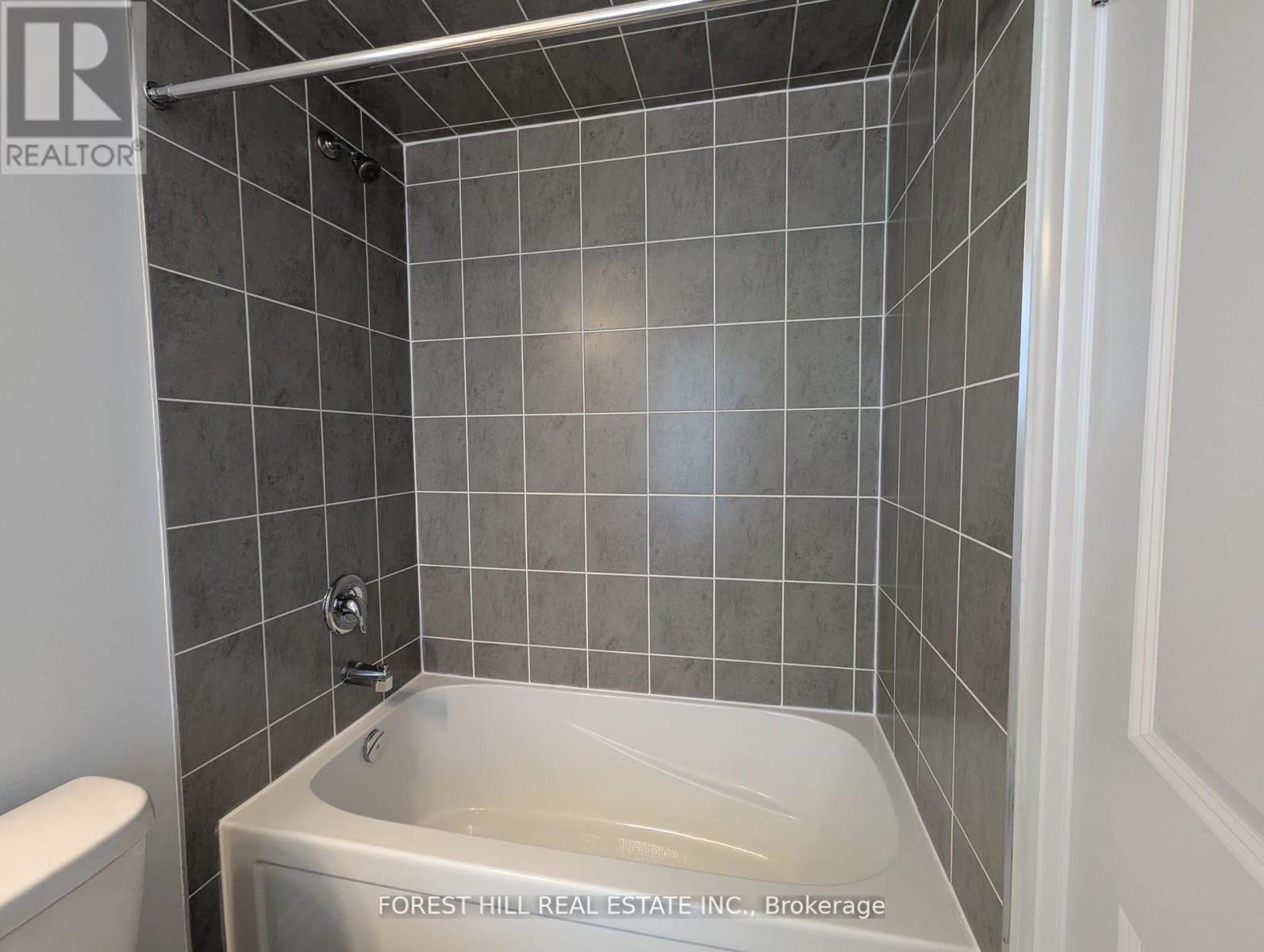 146 St Joseph Road, Kawartha Lakes (Lindsay), Ontario  K9V 0R8 - Photo 37 - X12427175