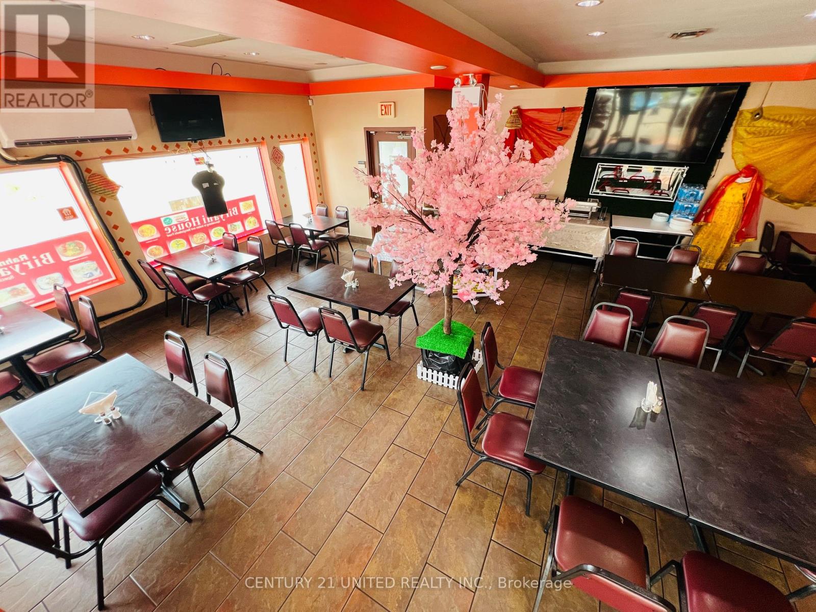 25 Lansdowne Street W, Peterborough (Otonabee Ward 1), Ontario  K9J 1X8 - Photo 31 - X12427435