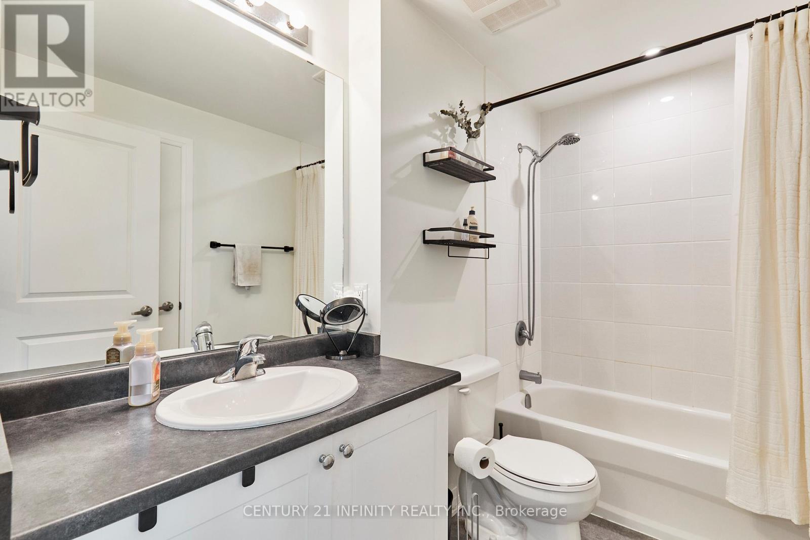 101 - 70 Shipway Avenue, Clarington (Newcastle), Ontario  L1B 0V7 - Photo 17 - E12427524