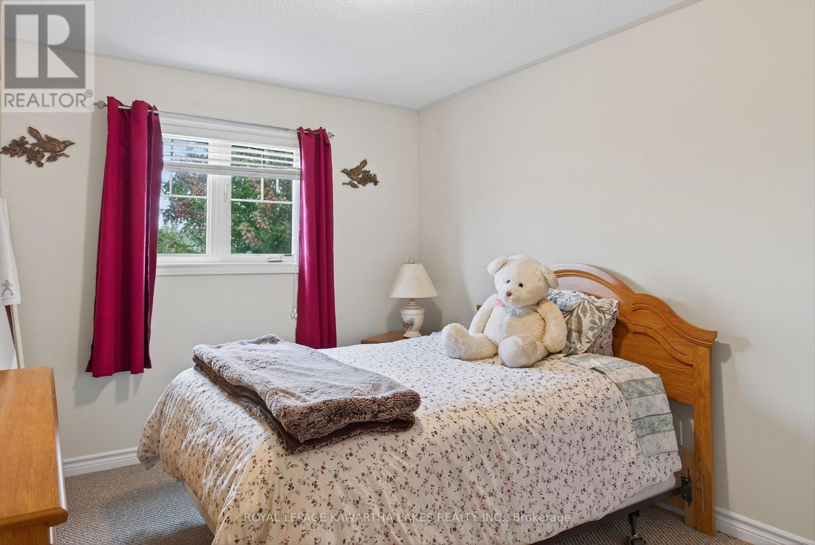 26 Chadwin Drive, Kawartha Lakes (Lindsay), Ontario  K9V 0E9 - Photo 15 - X12427987