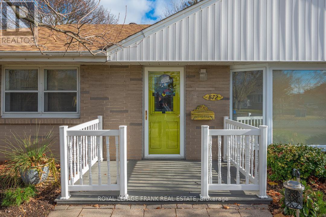 872 Western Avenue, Peterborough (Otonabee Ward 1), Ontario  K9J 5V9 - Photo 2 - X12428170