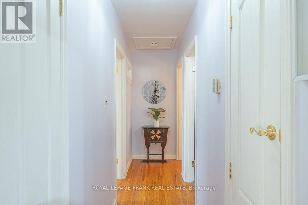 872 Western Avenue, Peterborough (Otonabee Ward 1), Ontario  K9J 5V9 - Photo 22 - X12428170
