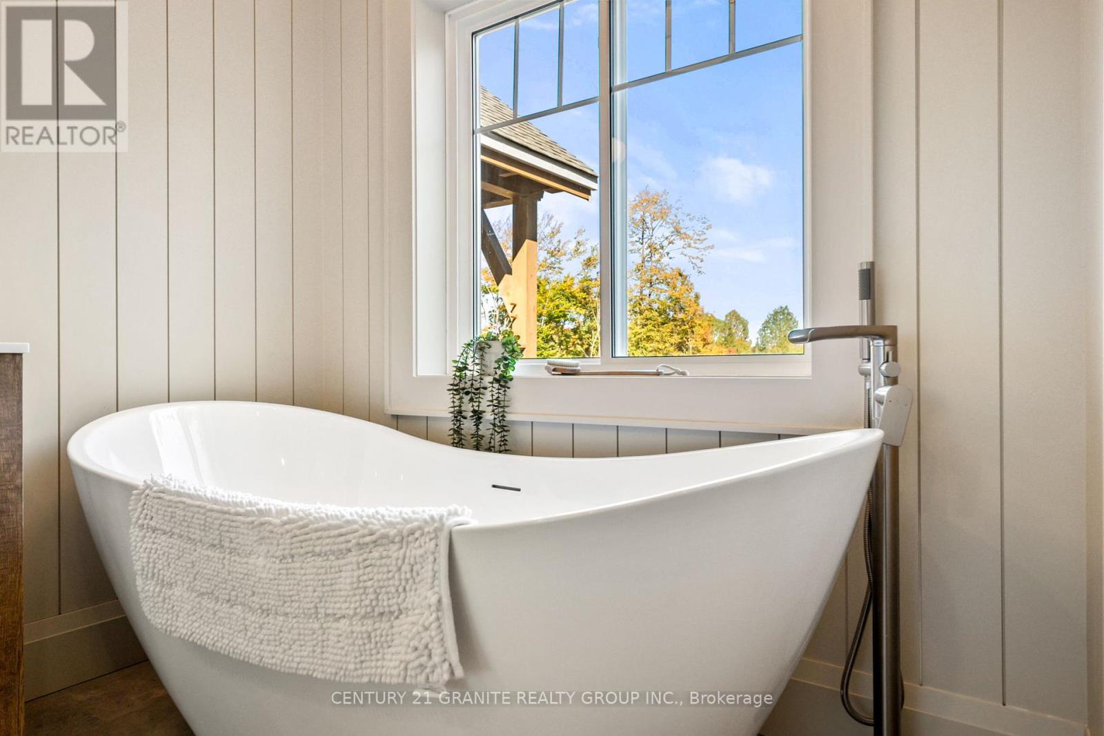 356 Old Welsh Road, Hastings Highlands (Monteagle Ward), Ontario  K0L 1C0 - Photo 21 - X12428908