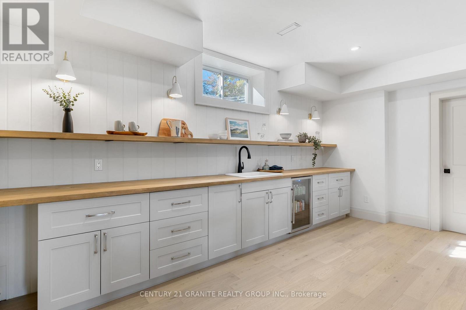 356 Old Welsh Road, Hastings Highlands (Monteagle Ward), Ontario  K0L 1C0 - Photo 27 - X12428908