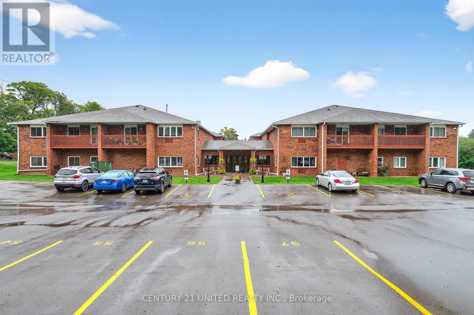 224 - 475 Parkhill Road W, Peterborough (Town Ward 3), Ontario  K9H 7M5 - Photo 1 - X12429005