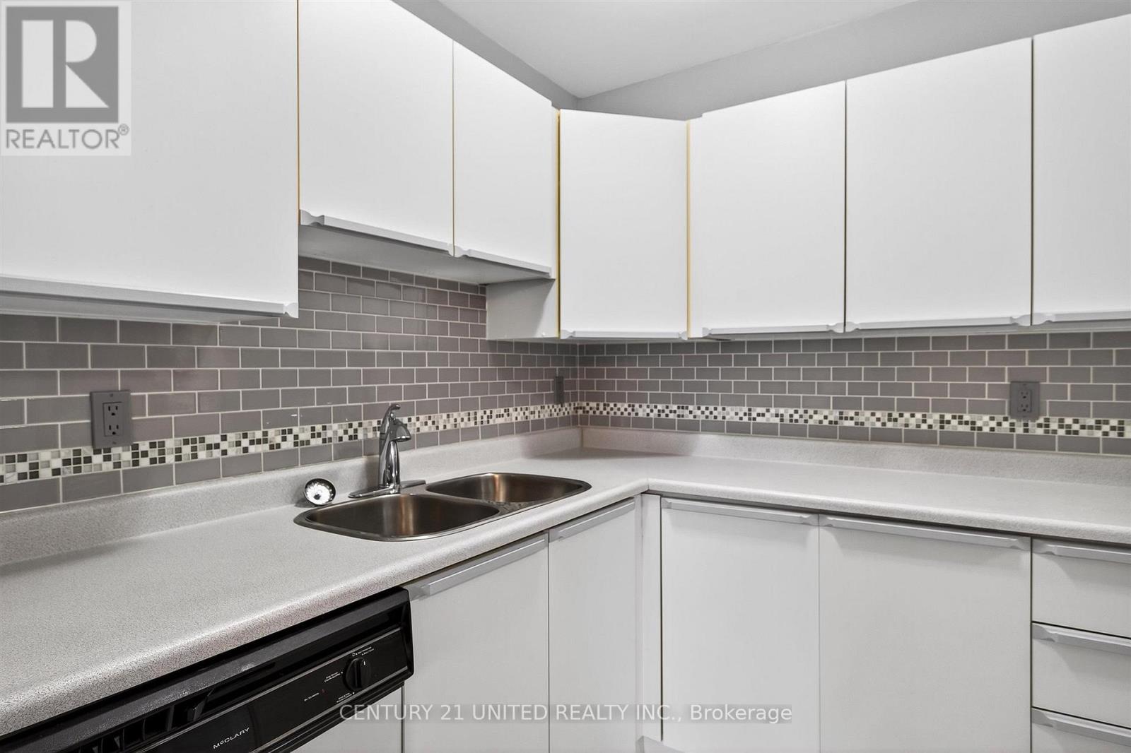 224 - 475 Parkhill Road W, Peterborough (Town Ward 3), Ontario  K9H 7M5 - Photo 23 - X12429005