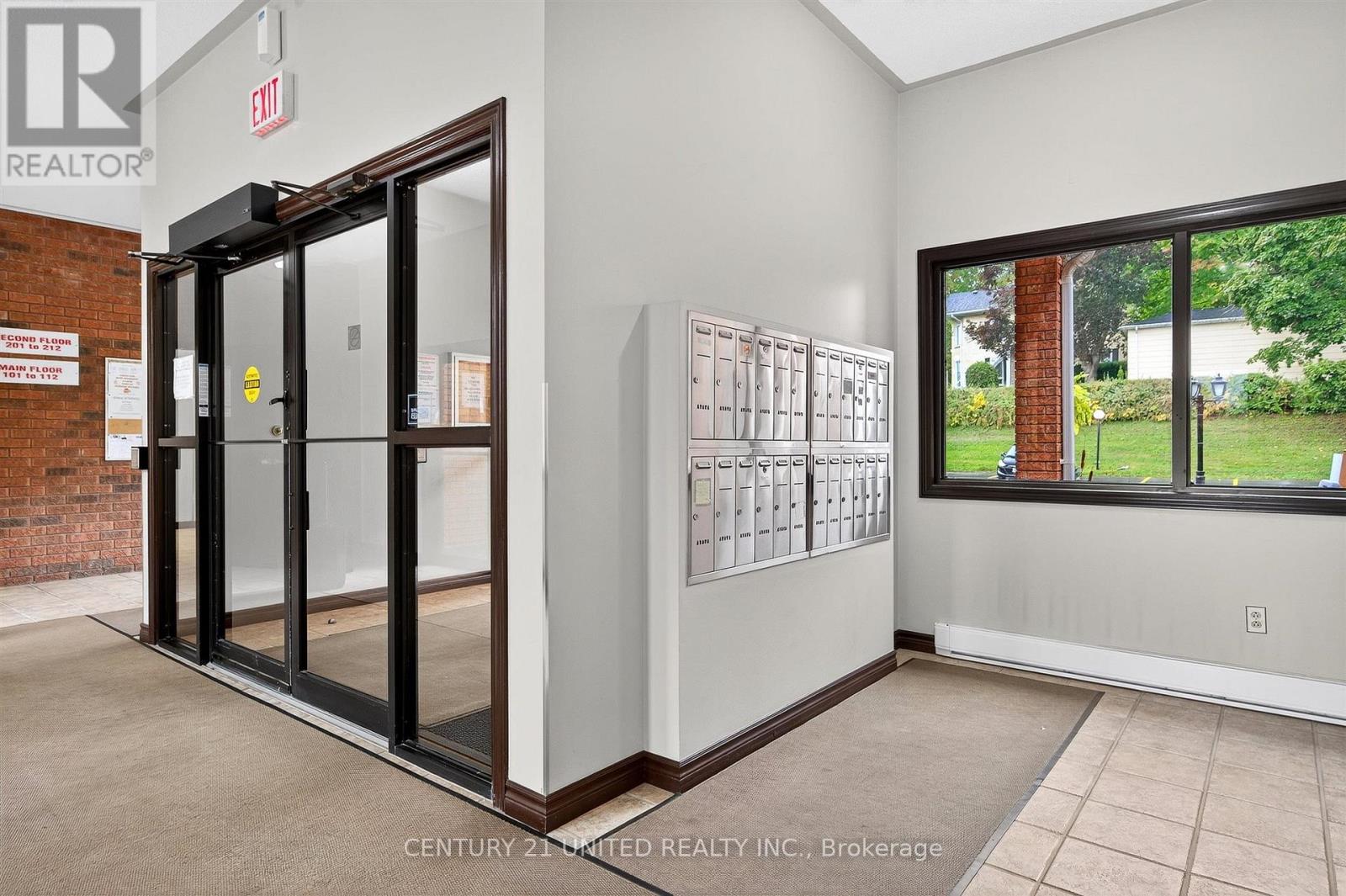 224 - 475 Parkhill Road W, Peterborough (Town Ward 3), Ontario  K9H 7M5 - Photo 6 - X12429005