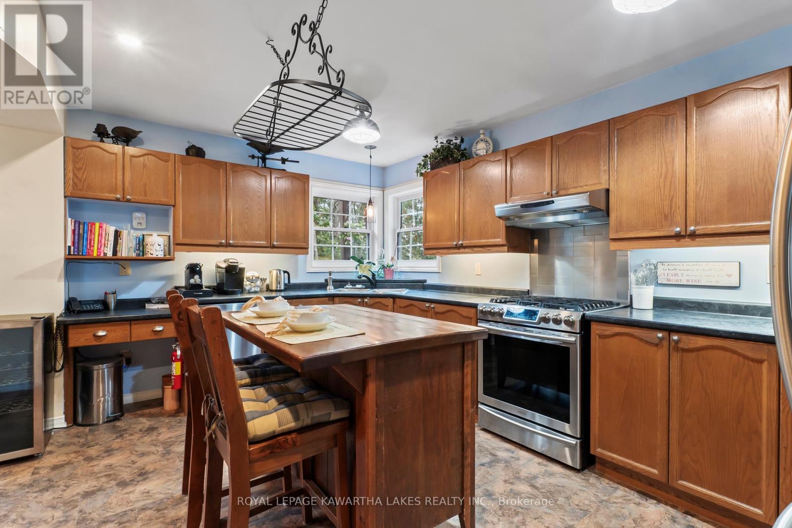 95 Kenrei Road, Kawartha Lakes (Fenelon), Ontario  K9V 4R1 - Photo 12 - X12429199