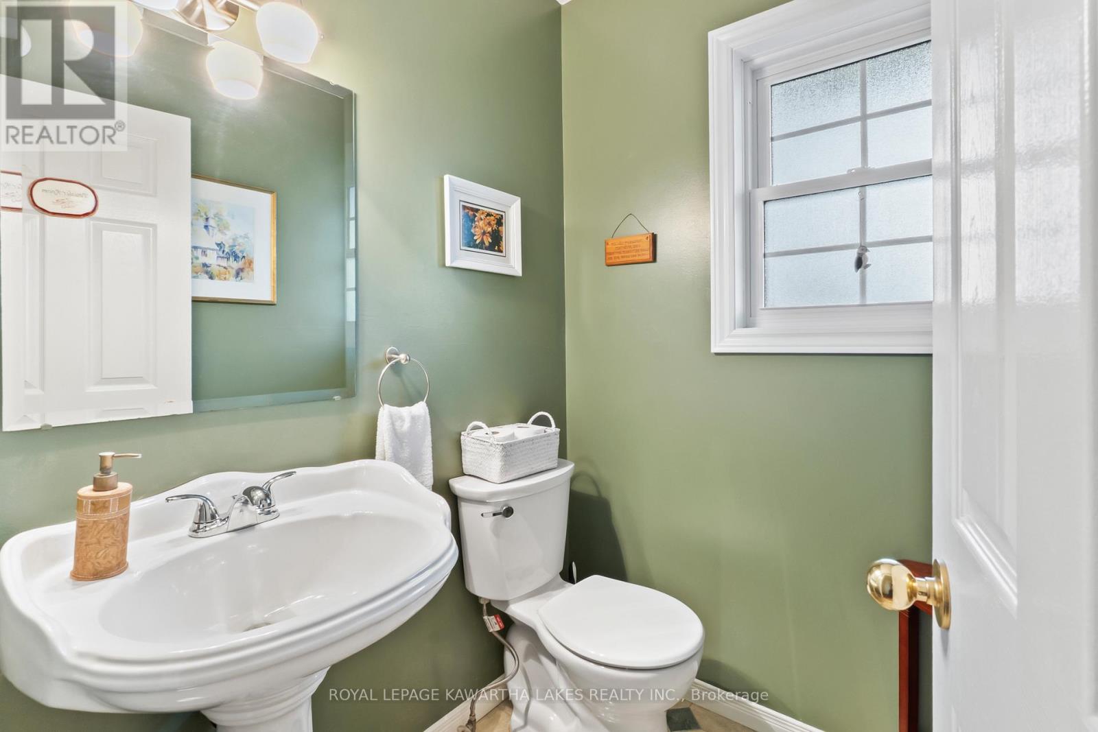 95 Kenrei Road, Kawartha Lakes (Fenelon), Ontario  K9V 4R1 - Photo 26 - X12429199