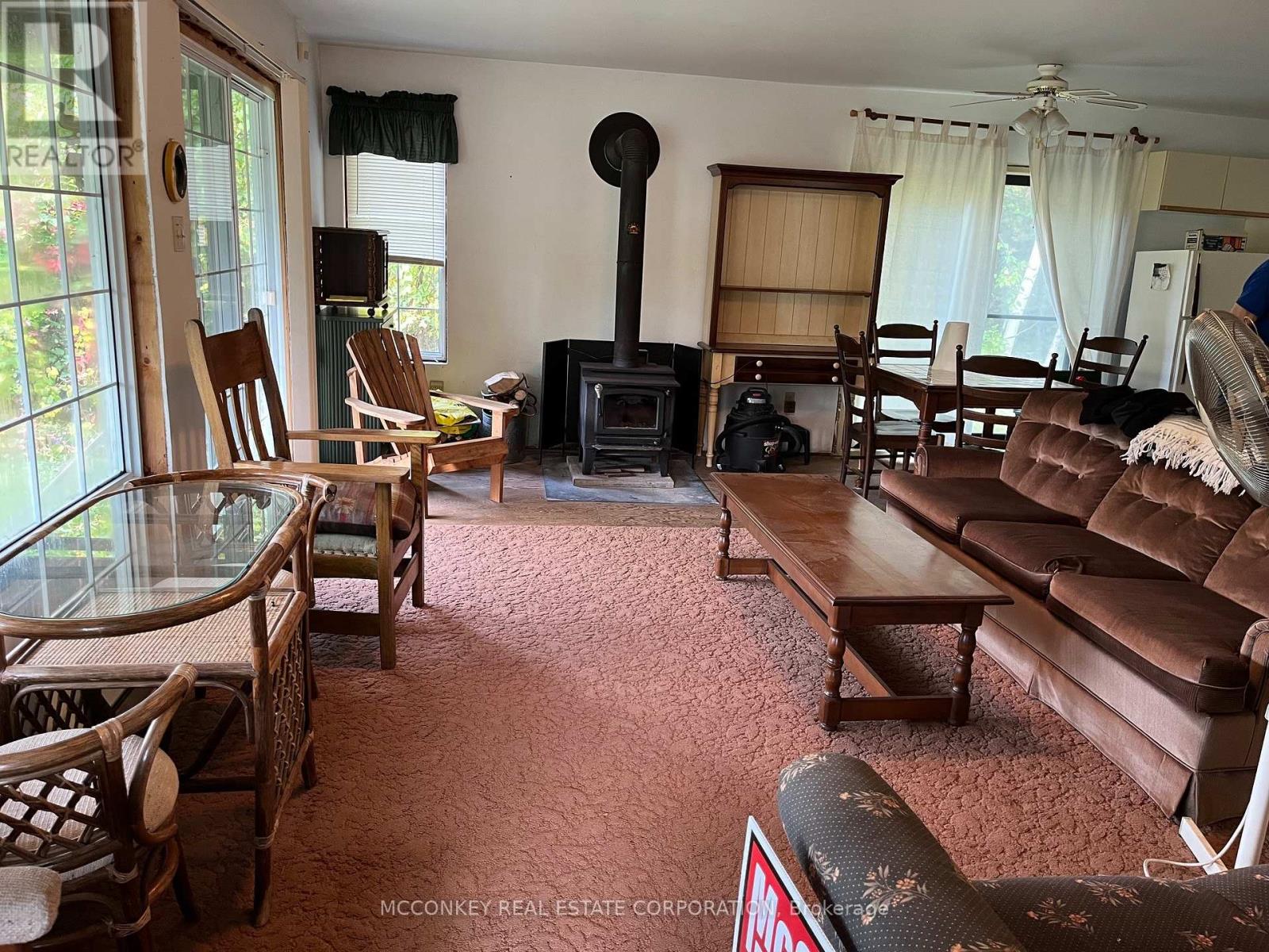 2370 Julia Shore Road E, Douro-Dummer, Ontario  K0L 2H0 - Photo 10 - X12429208