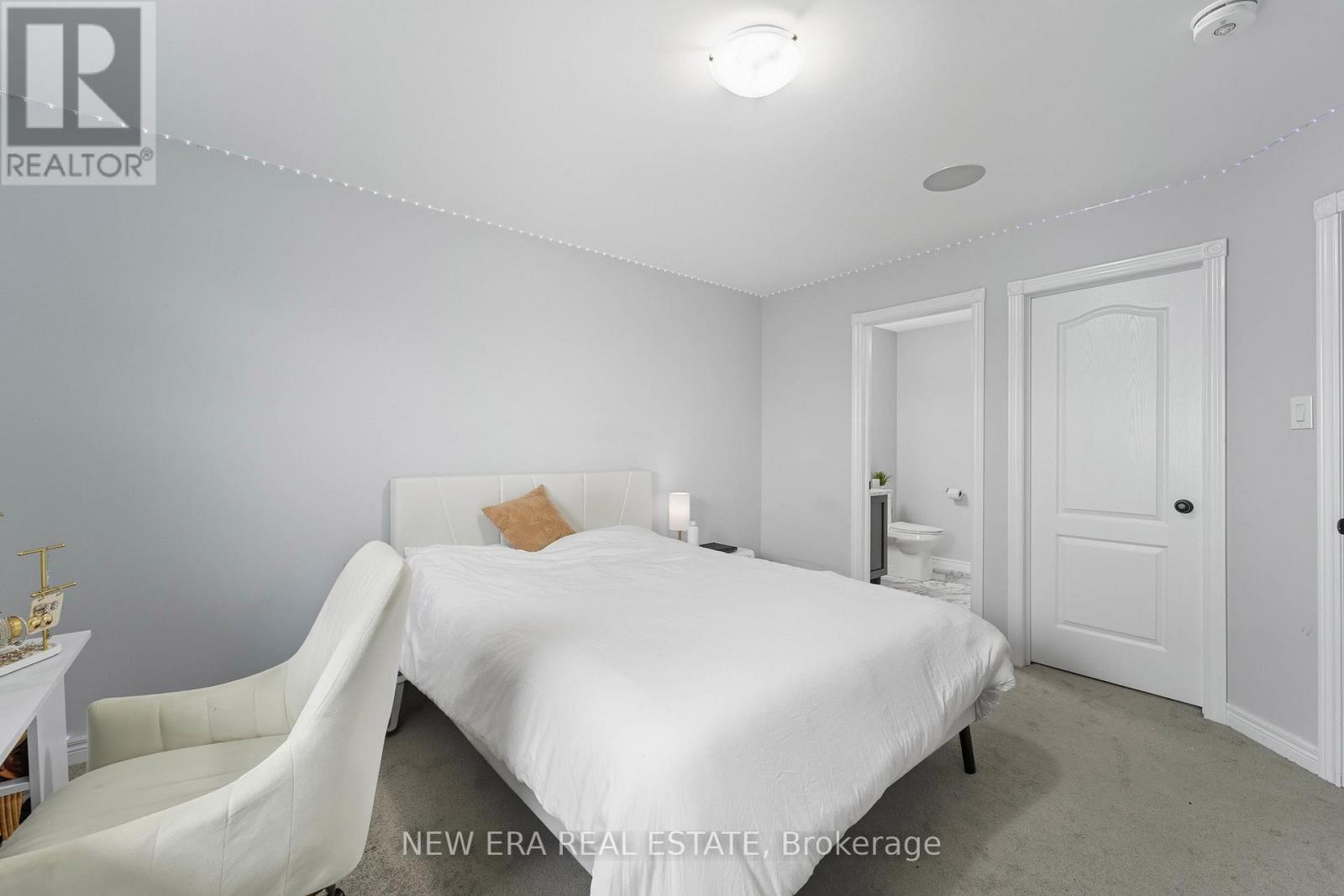 907 Bramford Terrace, Peterborough (Monaghan Ward 2), Ontario  K9K 0H3 - Photo 13 - X12429789