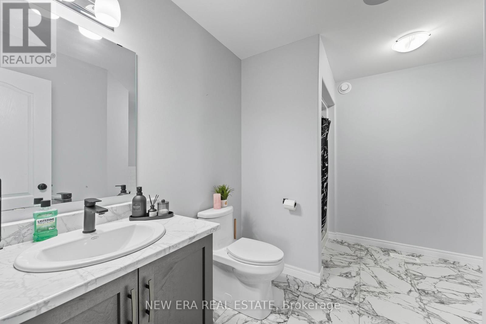 907 Bramford Terrace, Peterborough (Monaghan Ward 2), Ontario  K9K 0H3 - Photo 14 - X12429789
