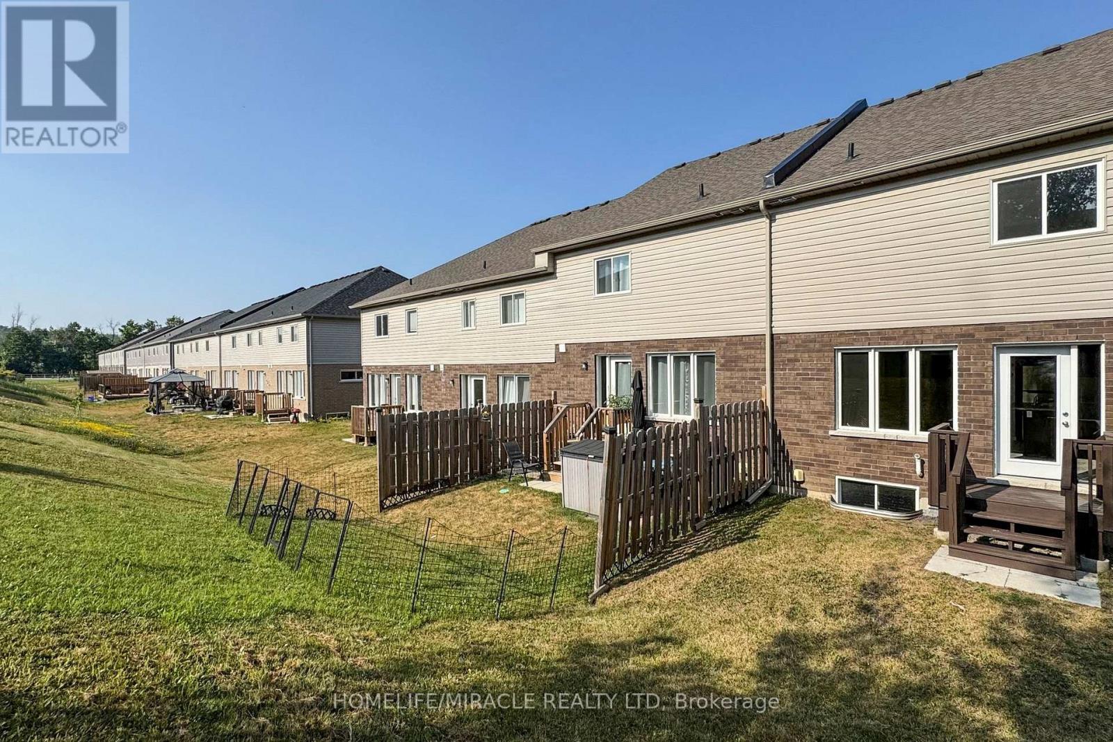 1611 Hetherington Drive, Peterborough (Northcrest Ward 5), Ontario  K9L 0G6 - Photo 40 - X12430058