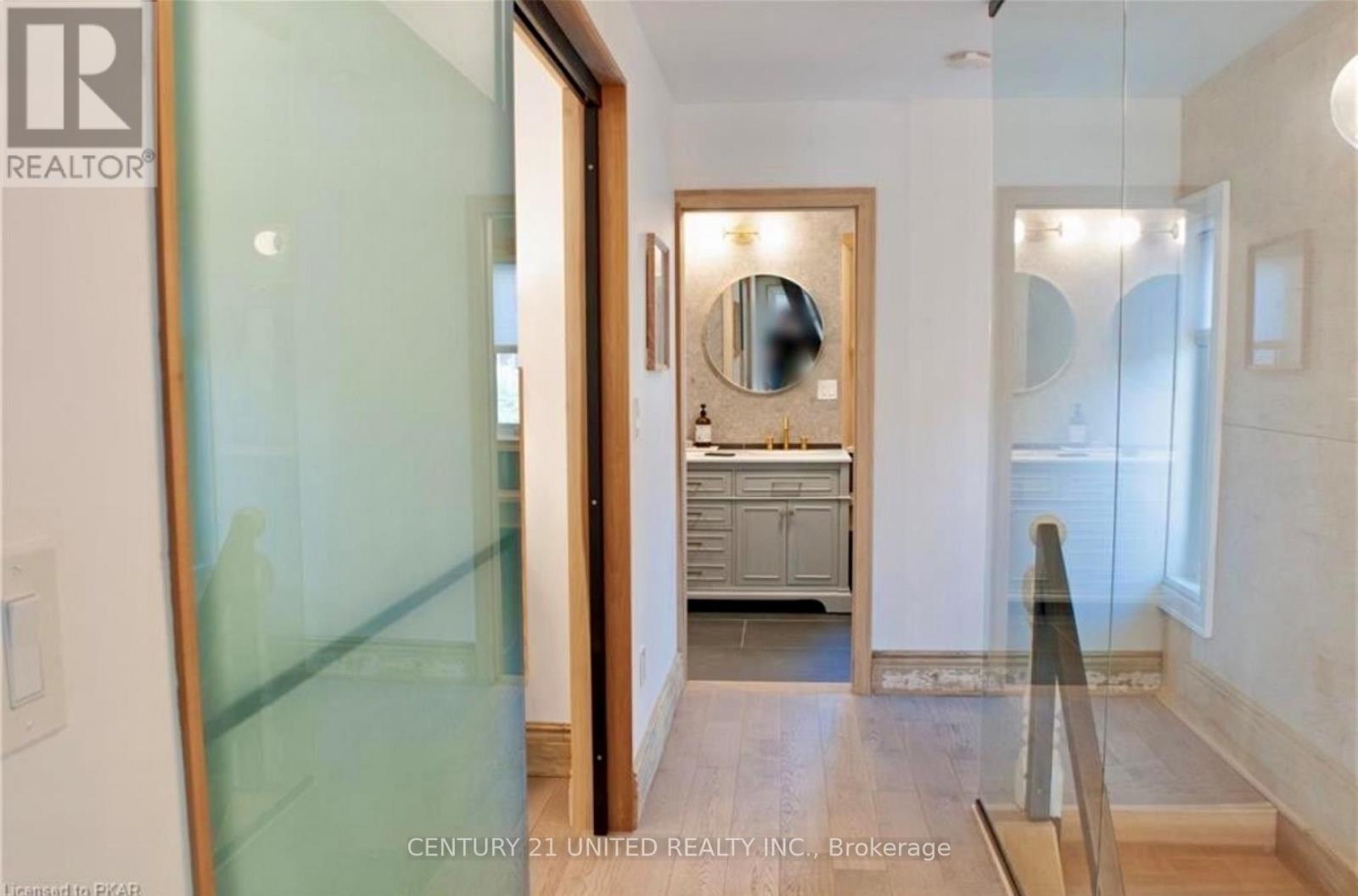 508 Sherbrooke Street, Peterborough (Town Ward 3), Ontario  K9J 2P3 - Photo 13 - X12430327