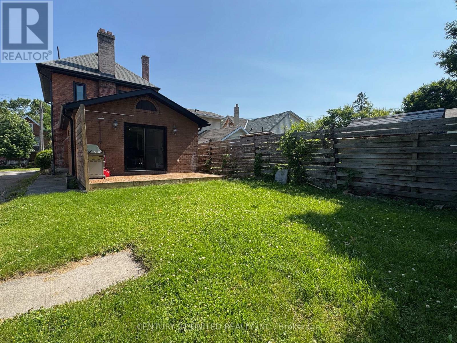 508 Sherbrooke Street, Peterborough (Town Ward 3), Ontario  K9J 2P3 - Photo 27 - X12430327