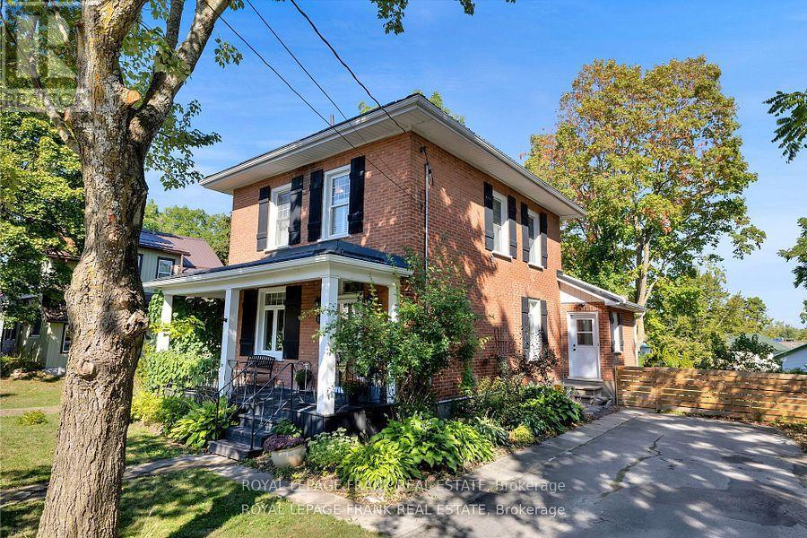 18 NASSAU STREET, selwyn, Ontario