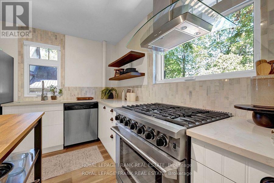 18 Nassau Street, Selwyn, Ontario  K0L 2H0 - Photo 10 - X12430688
