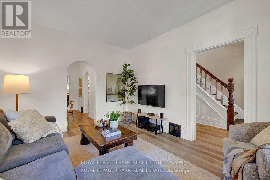 18 Nassau Street, Selwyn, Ontario  K0L 2H0 - Photo 4 - X12430688